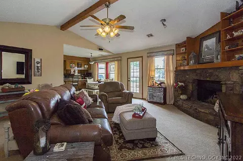 20902 E 37th St, Broken Arrow, OK 74014 photo 2