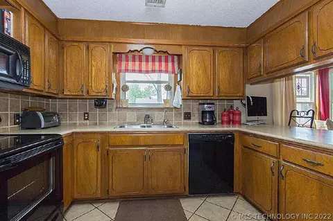 20902 E 37th St, Broken Arrow, OK 74014 photo 9
