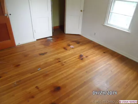 5962 E King Pl, Tulsa, OK 74115 photo 10