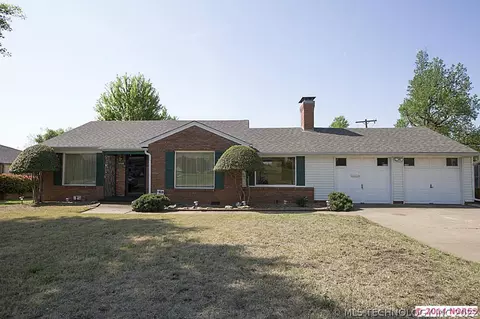 3708 E 24th St, Tulsa, OK 74114 photo 1