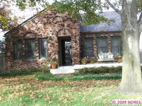 1407 E 35th Pl, Tulsa, OK 74105 photo 1