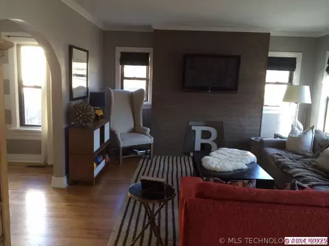 1407 E 35th Pl, Tulsa, OK 74105 photo 6