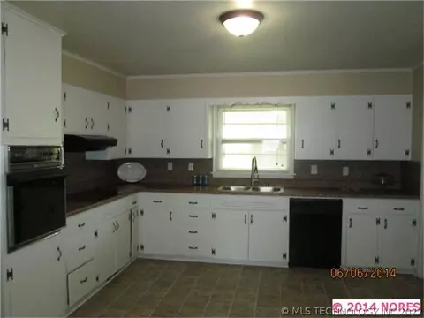 804 SE 14th St, Pryor, OK 74361 photo 4