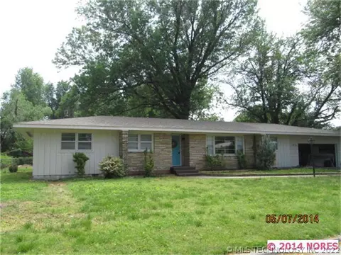 804 SE 14th St, Pryor, OK 74361 photo 2