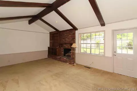 7041 E 69th St, Tulsa, OK 74133 photo 9