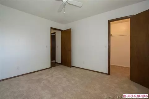 10204 E 24th St, Tulsa, OK 74129 photo 19