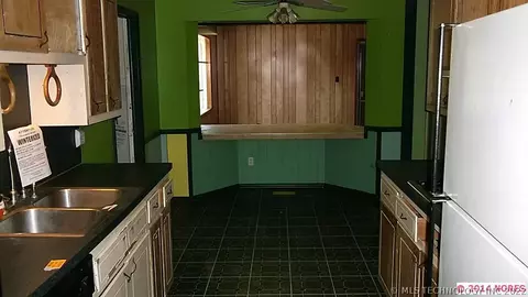 1517 E 56th St, Tulsa, OK 74105 photo 5