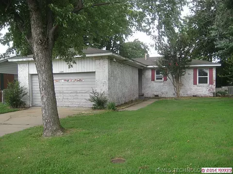 10929 E 4th St, Tulsa, OK 74128 photo 1