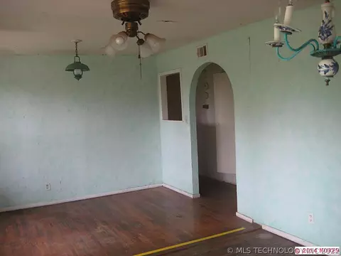10929 E 4th St, Tulsa, OK 74128 photo 7