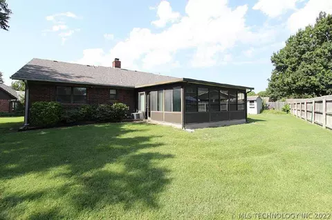 10019 E 40th St, Tulsa, OK 74146 photo 22
