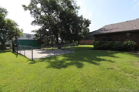 10019 E 40th St, Tulsa, OK 74146 photo 21