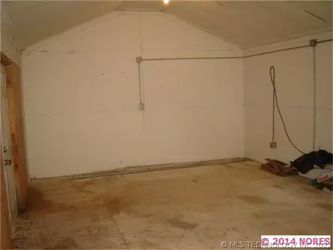 6717 E Independence Pl, Tulsa, OK 74115 photo 21