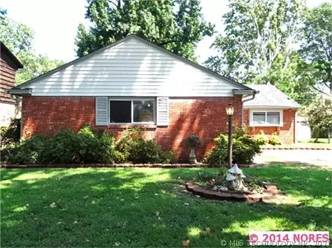 1577 E 59th St, Tulsa, OK 74105 photo 5