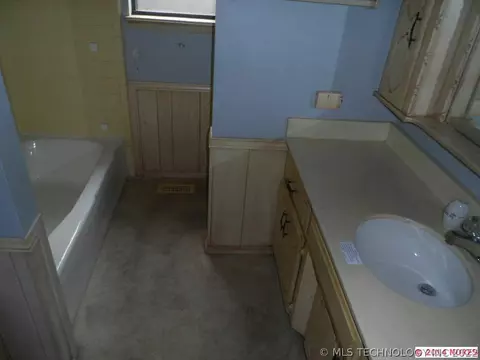 7830 E 79th Pl, Tulsa, OK 74133 photo 14