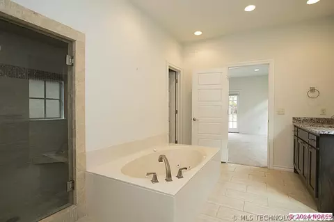 1340 E 35th Pl, Tulsa, OK 74105 photo 19