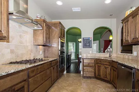 20273 33rd Pl, Broken Arrow, OK 74014 photo 10
