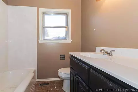 5378 E 27th Pl, Tulsa, OK 74114 photo 20