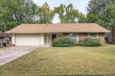 7833 E 79th Pl, Tulsa, OK 74133 photo 1