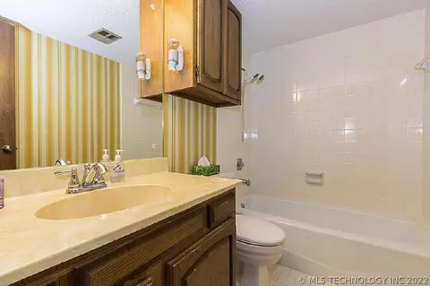 7833 E 79th Pl, Tulsa, OK 74133 photo 19