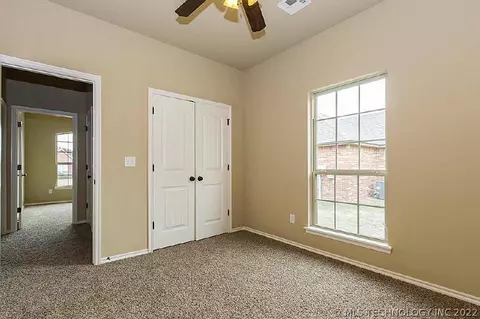 1213 E 134th St, Glenpool, OK 74033 photo 23