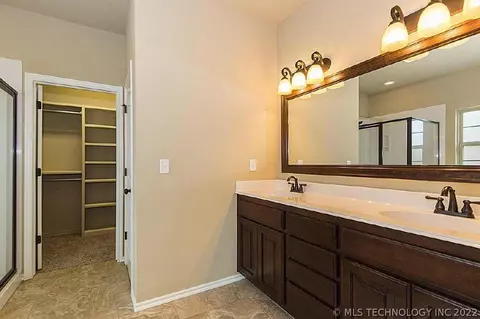1213 E 134th St, Glenpool, OK 74033 photo 15