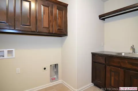 1412 E Canton St, Broken Arrow, OK 74012 photo 17