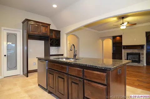 1412 E Canton St, Broken Arrow, OK 74012 photo 11
