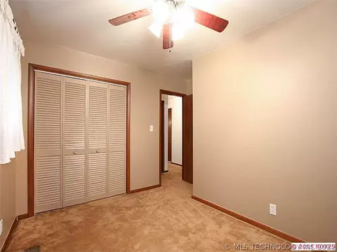 8722 E 30th Pl, Tulsa, OK 74129 photo 15