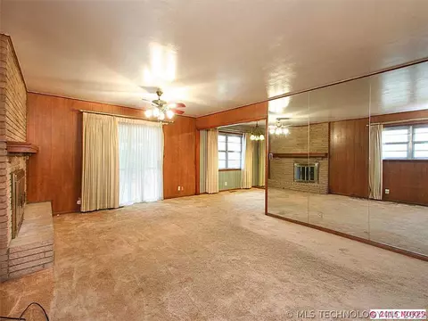 8722 E 30th Pl, Tulsa, OK 74129 photo 5