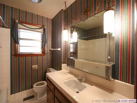 8722 E 30th Pl, Tulsa, OK 74129 photo 17