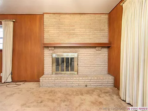 8722 E 30th Pl, Tulsa, OK 74129 photo 4