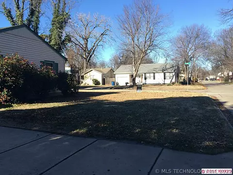 314 E 38th Pl, Tulsa, OK 74105 photo 23