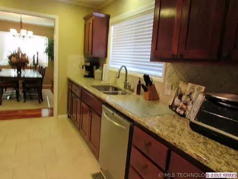 6856 E 57th St, Tulsa, OK 74145 photo 20
