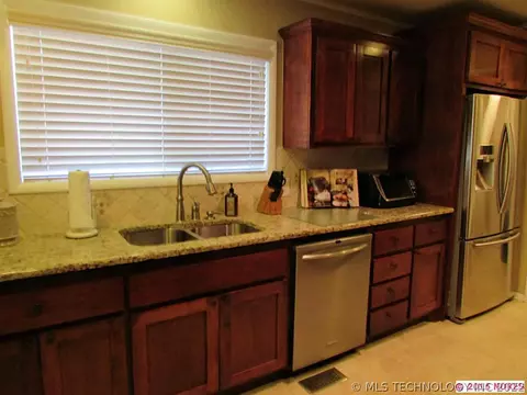 6856 E 57th St, Tulsa, OK 74145 photo 19