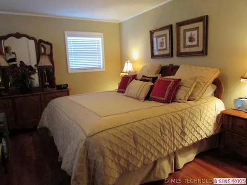 6856 E 57th St, Tulsa, OK 74145 photo 12