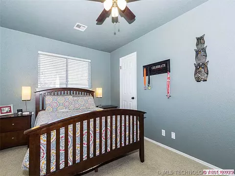 7408 S Maple Ave, Broken Arrow, OK 74011 photo 13