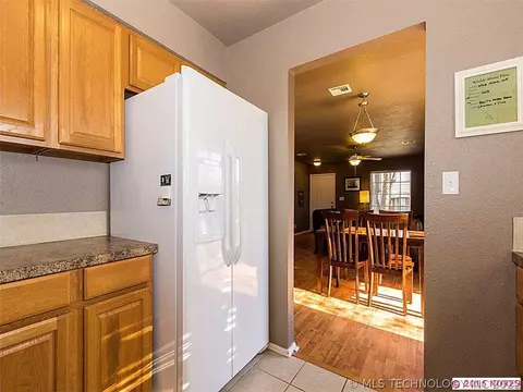 7408 S Maple Ave, Broken Arrow, OK 74011 photo 11