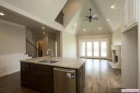 1408 E 35th Pl, Tulsa, OK 74105 photo 11