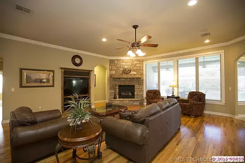 5216 E 148th St, Bixby, OK 74008 photo 5