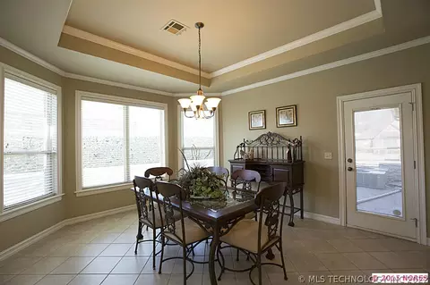 5216 E 148th St, Bixby, OK 74008 photo 9