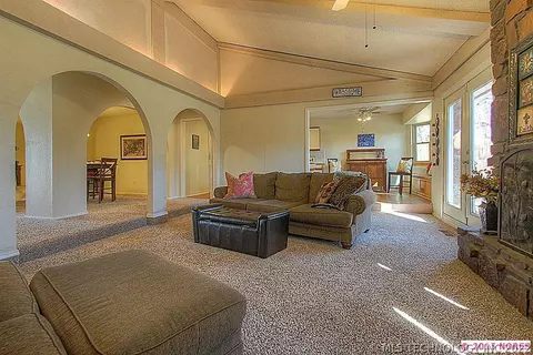 12530 E 37th St, Tulsa, OK 74146 photo 8