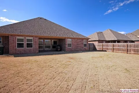 1636 E Boston Ct, Broken Arrow, OK 74012 photo 22