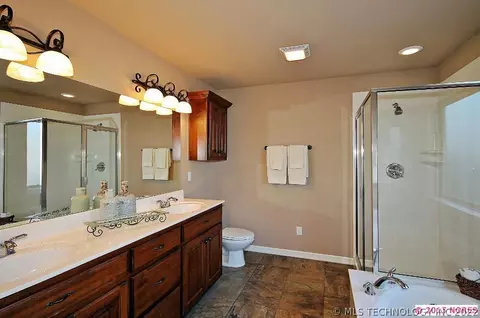 1636 E Boston Ct, Broken Arrow, OK 74012 photo 13