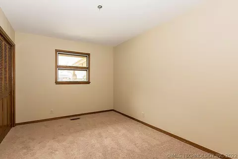 5823 E 63rd St, Tulsa, OK 74136 photo 18