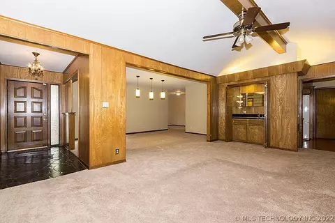 5823 E 63rd St, Tulsa, OK 74136 photo 3