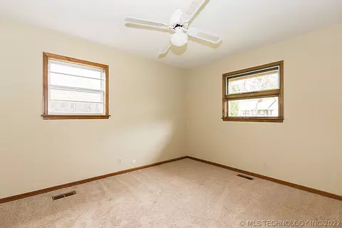 5823 E 63rd St, Tulsa, OK 74136 photo 19