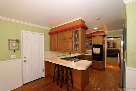 1554 E 58th St, Tulsa, OK 74105 photo 7