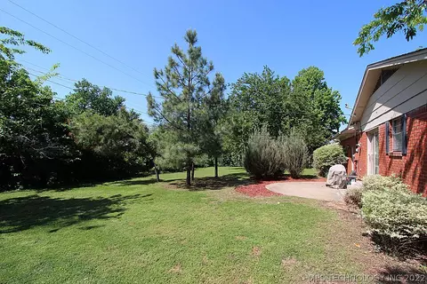 1554 E 58th St, Tulsa, OK 74105 photo 18