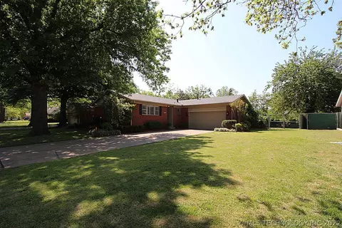 1554 E 58th St, Tulsa, OK 74105 photo 15