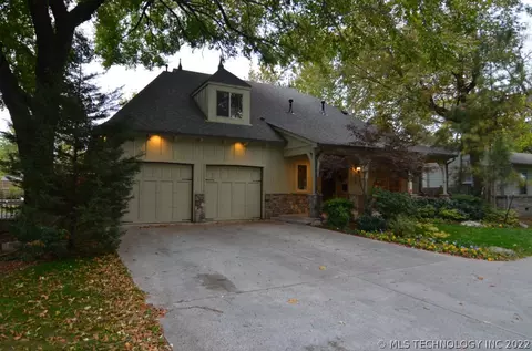 120 E 33rd Pl, Tulsa, OK 74105 photo 1